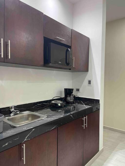 Departamento Amueblado En Altabrisa * Mérida